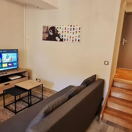 Le 56 Faubourg - Proche Centre - Parking Gratuit Apartment Beaune  Exterior photo